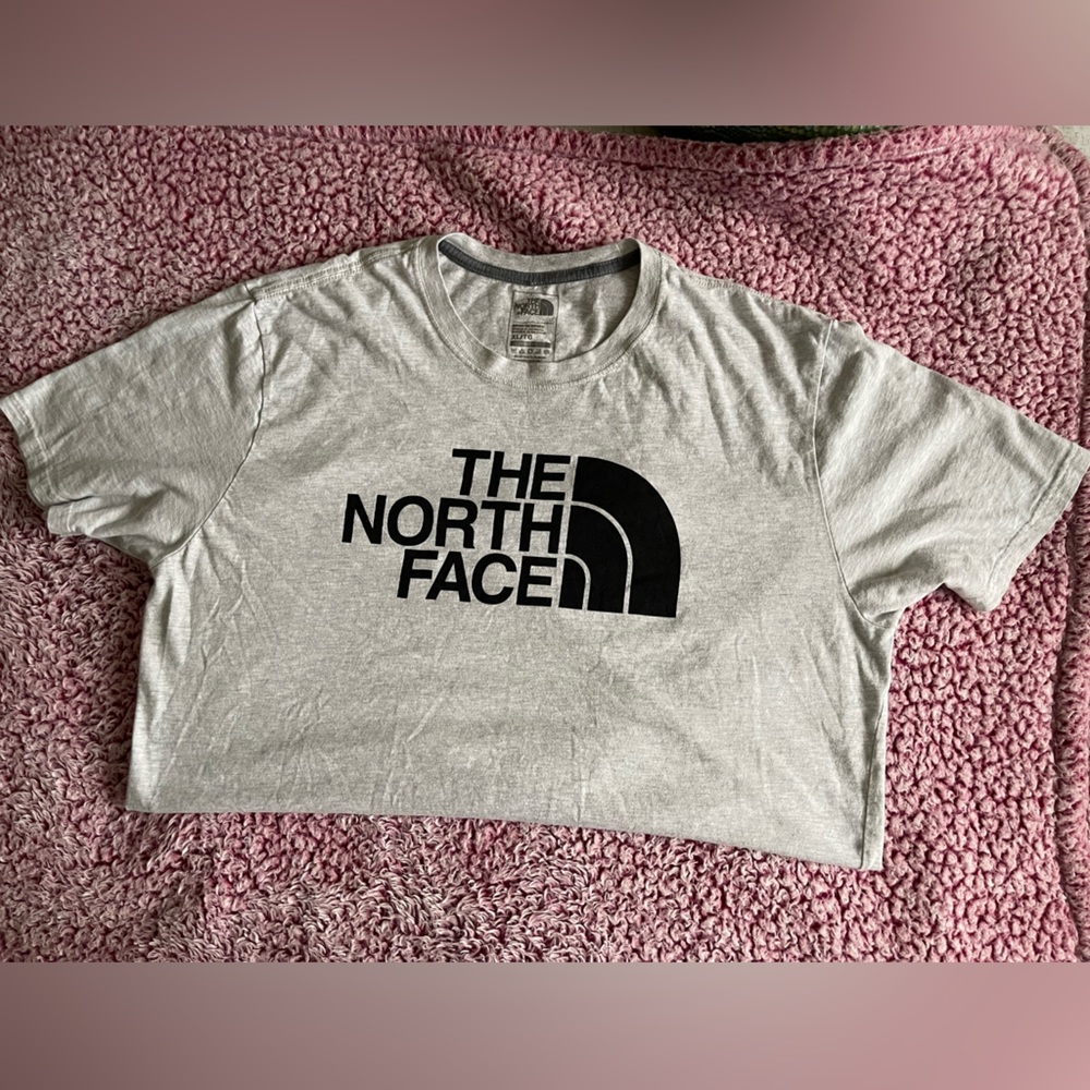 The North Face Half Dome XL Gray Tshirt